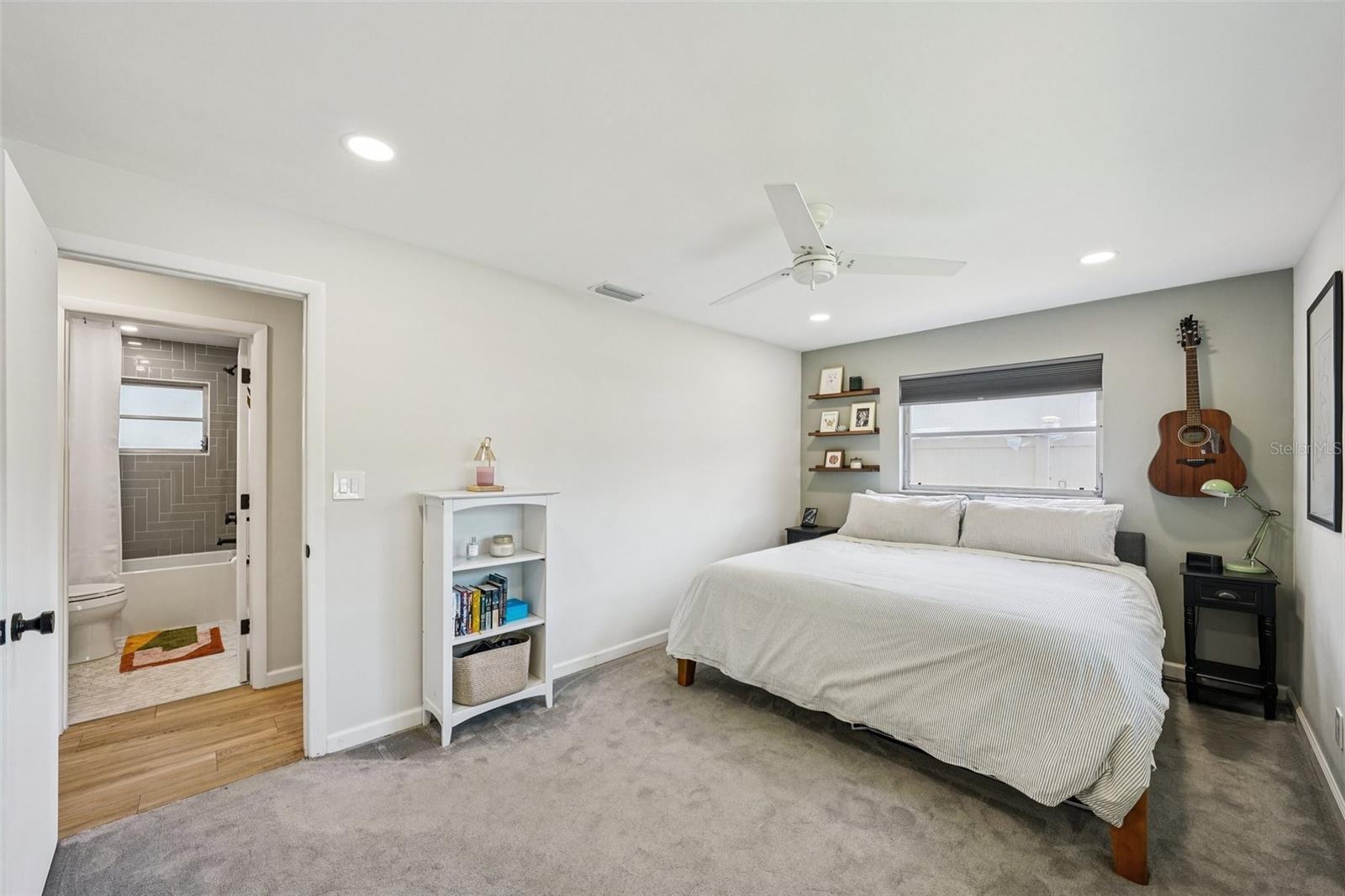 IMPERIAL GROVES - Residential