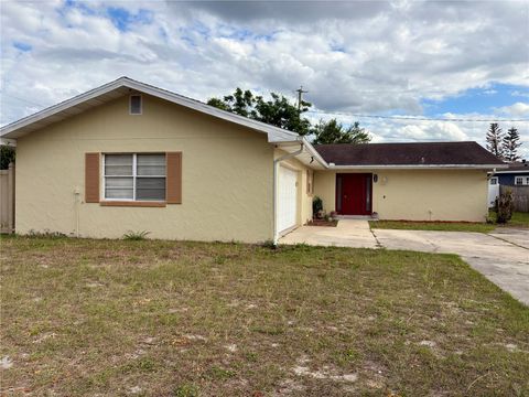 Photo of 728 Lake Ned Road, Winter Haven, FL 33884 (MLS # L4961335)