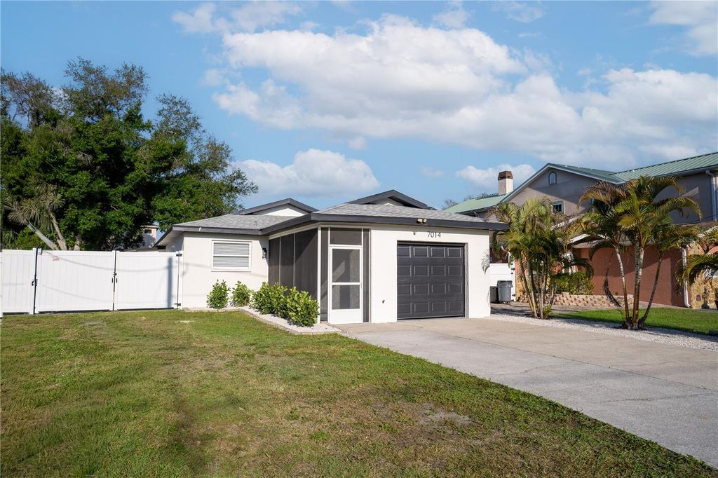 Photo of 7014 73rd Street N, Pinellas Park, FL 33781 (MLS # TB8482190)