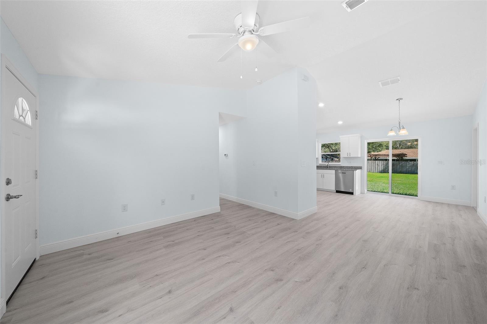 RAINBOW PARK - Residential