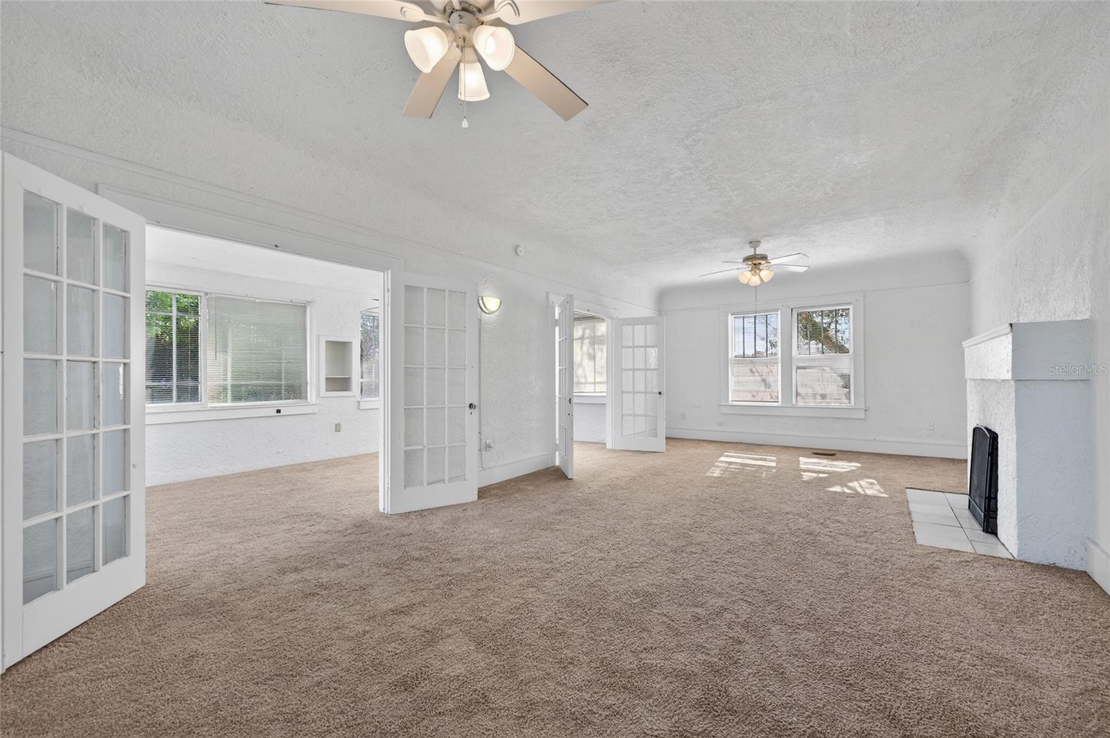 OCEAN DUNES - Residential