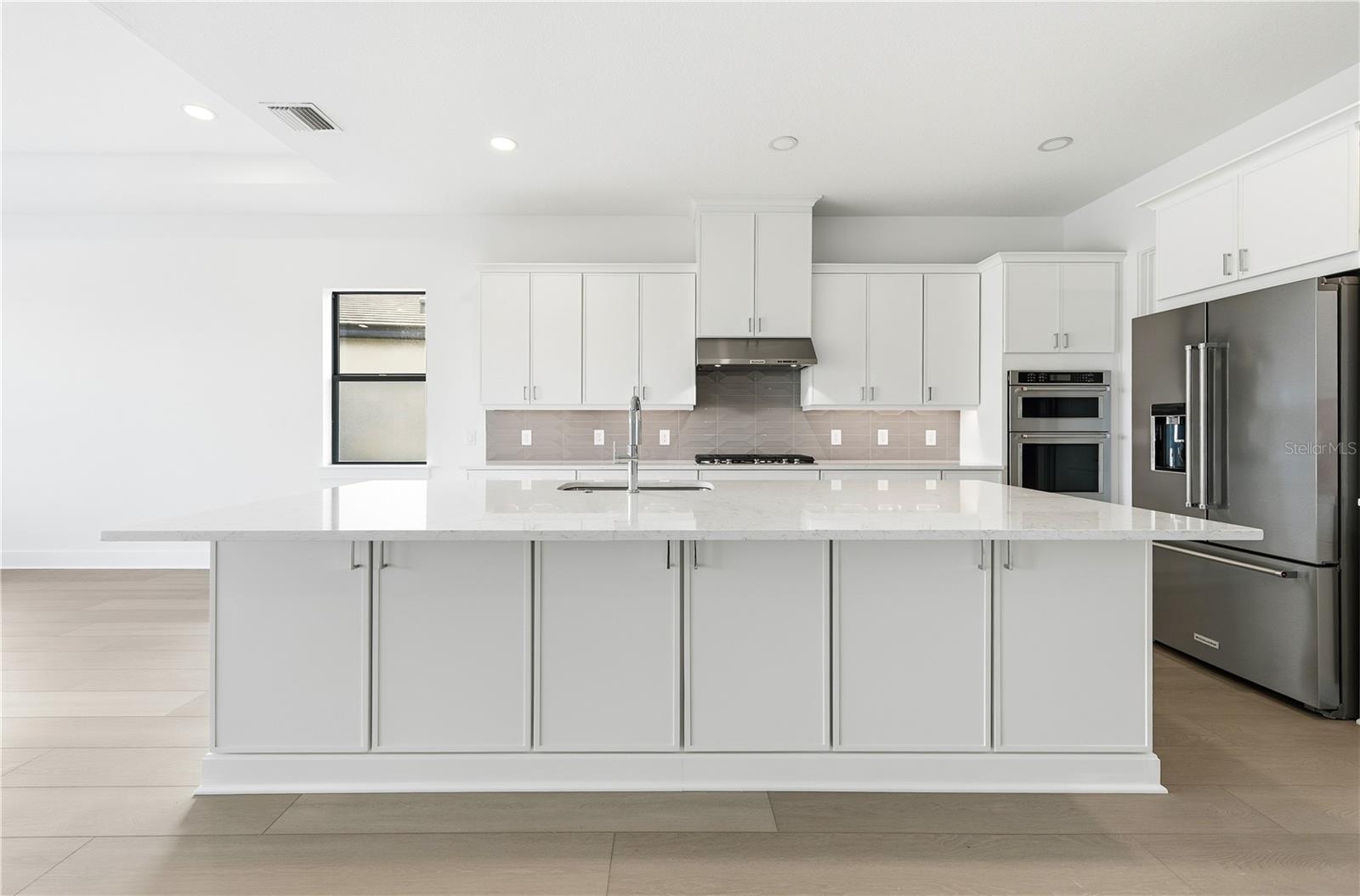 OAKBEND AT WELLEN PARK - Residential