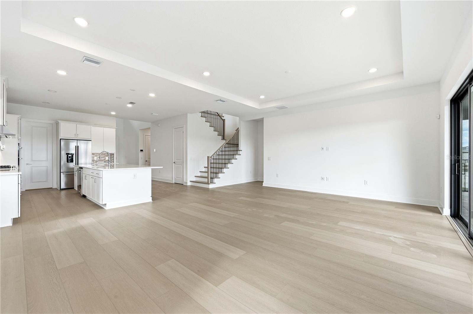 OAKBEND AT WELLEN PARK - Residential