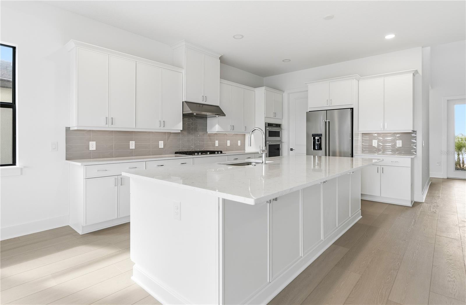 OAKBEND AT WELLEN PARK - Residential