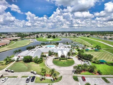 A home in PORT CHARLOTTE