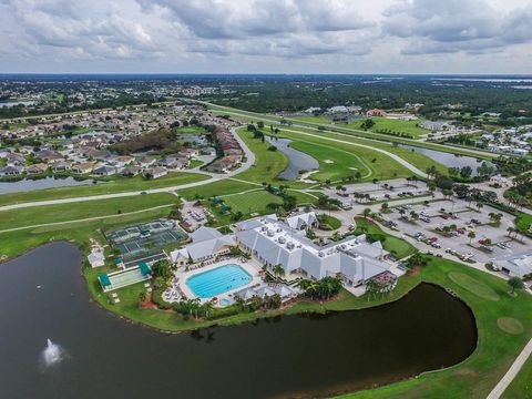 A home in PORT CHARLOTTE