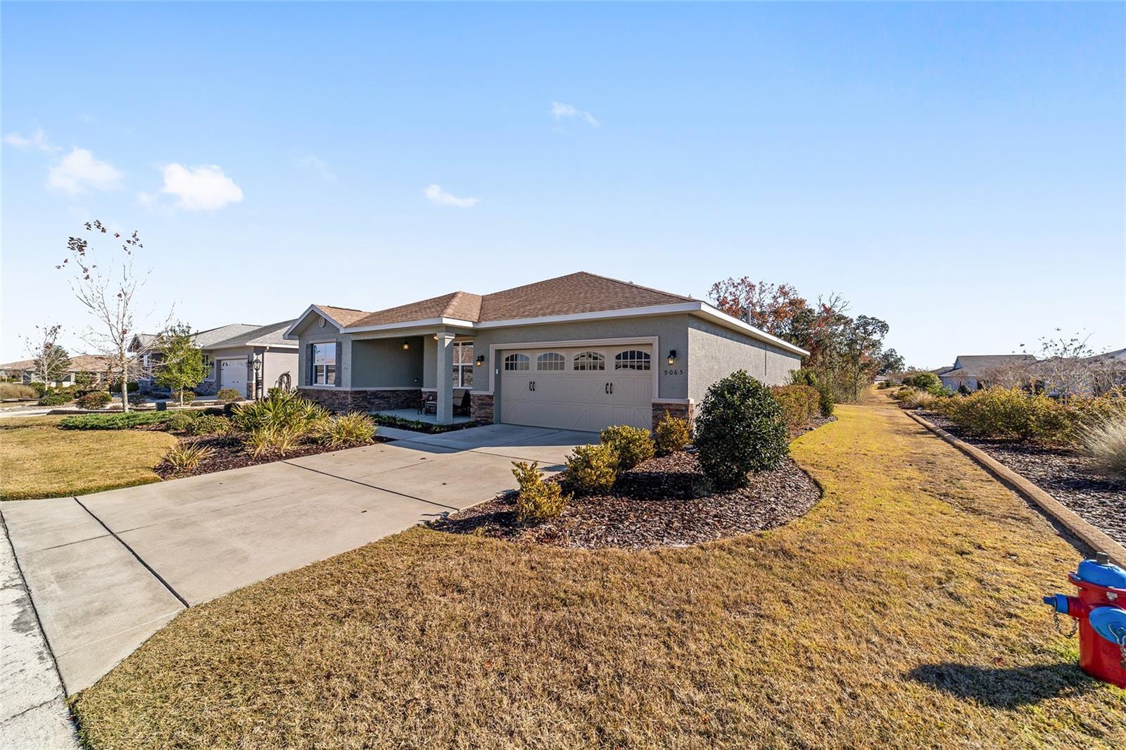 ON TOP OF THE WORLD - Residential