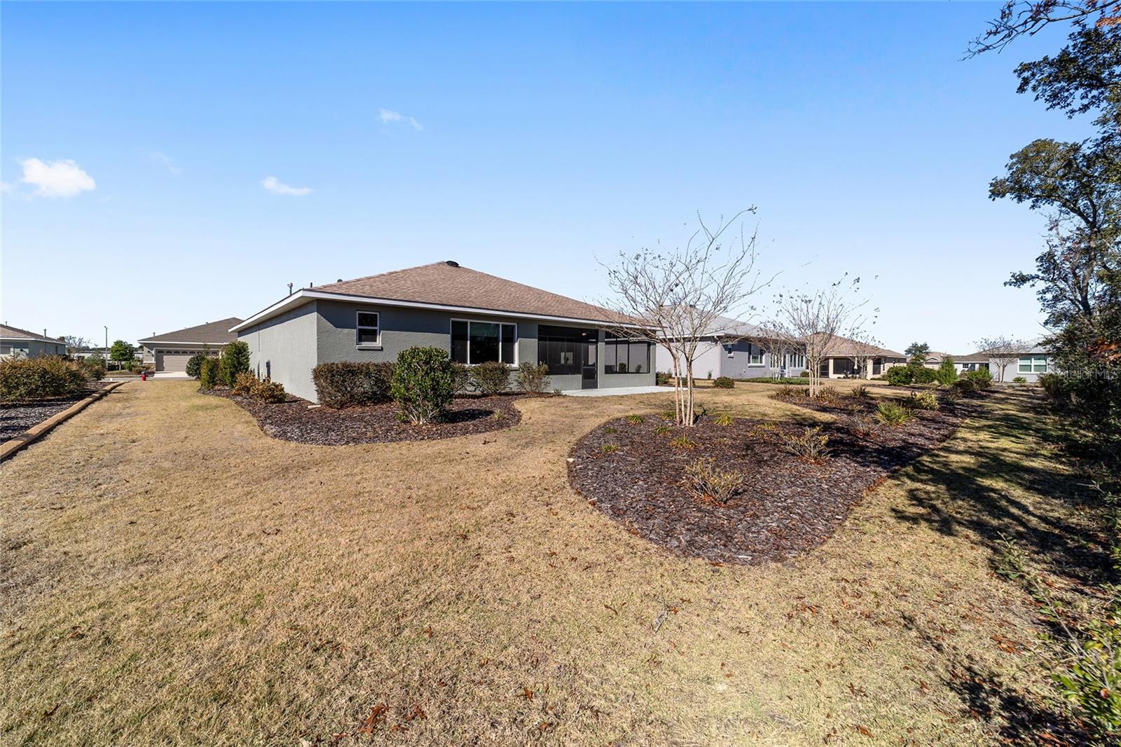 ON TOP OF THE WORLD - Residential