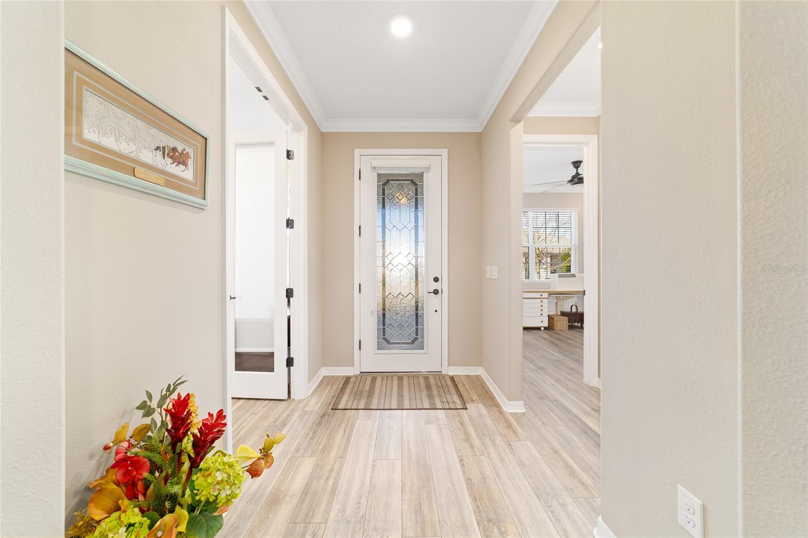 ON TOP OF THE WORLD - Residential