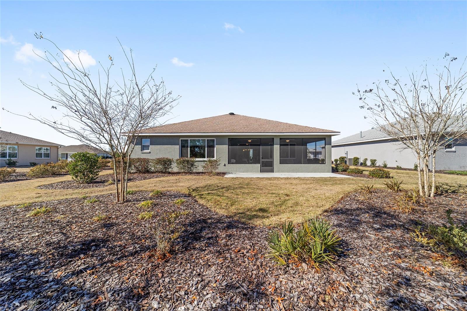 ON TOP OF THE WORLD - Residential