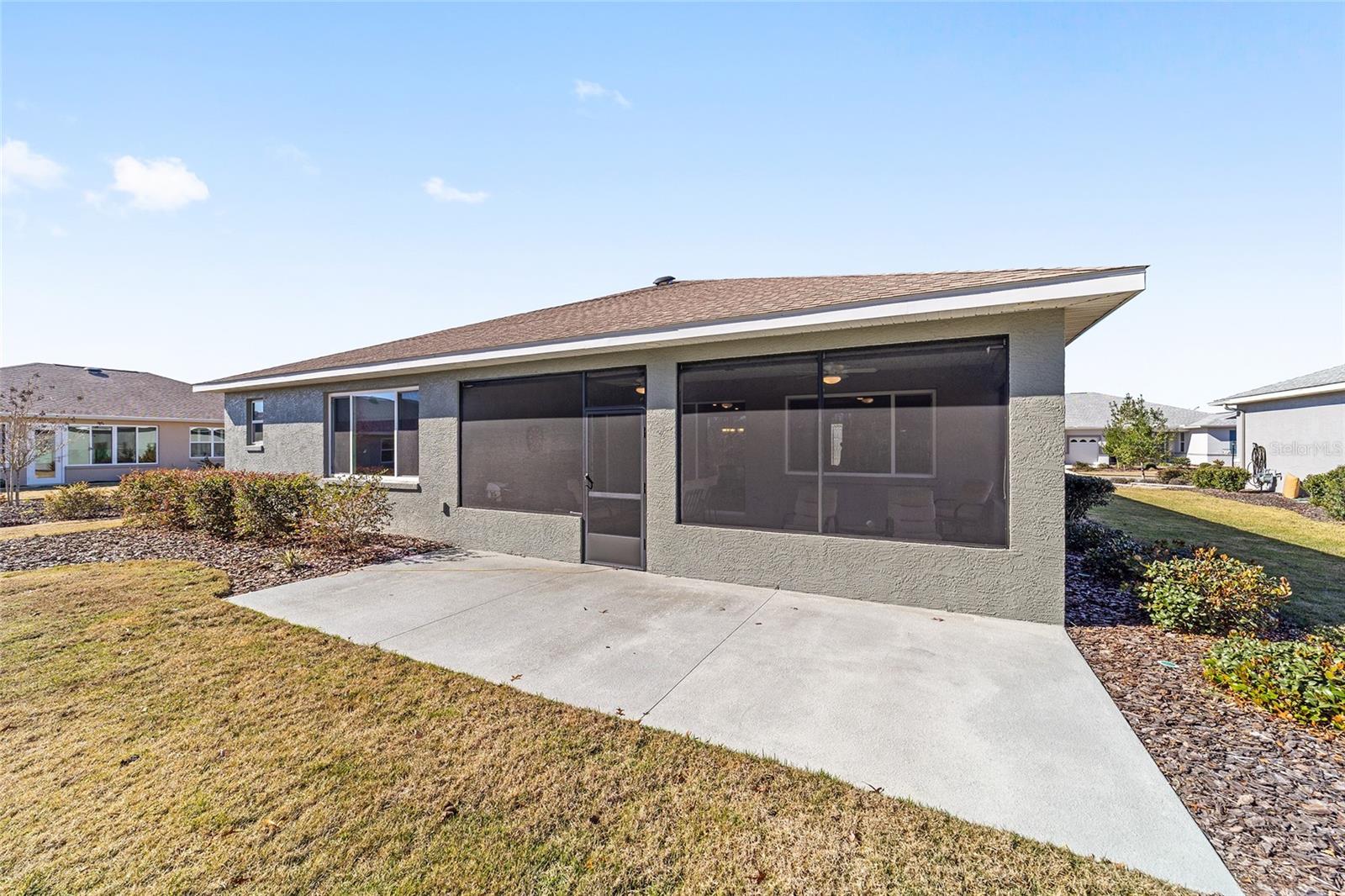 ON TOP OF THE WORLD - Residential