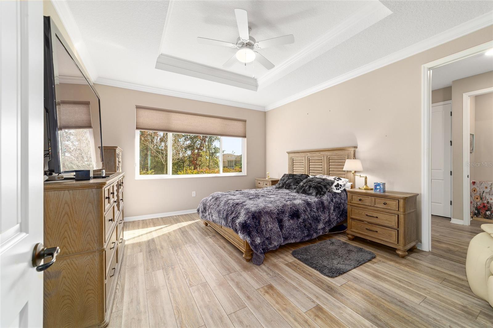 ON TOP OF THE WORLD - Residential