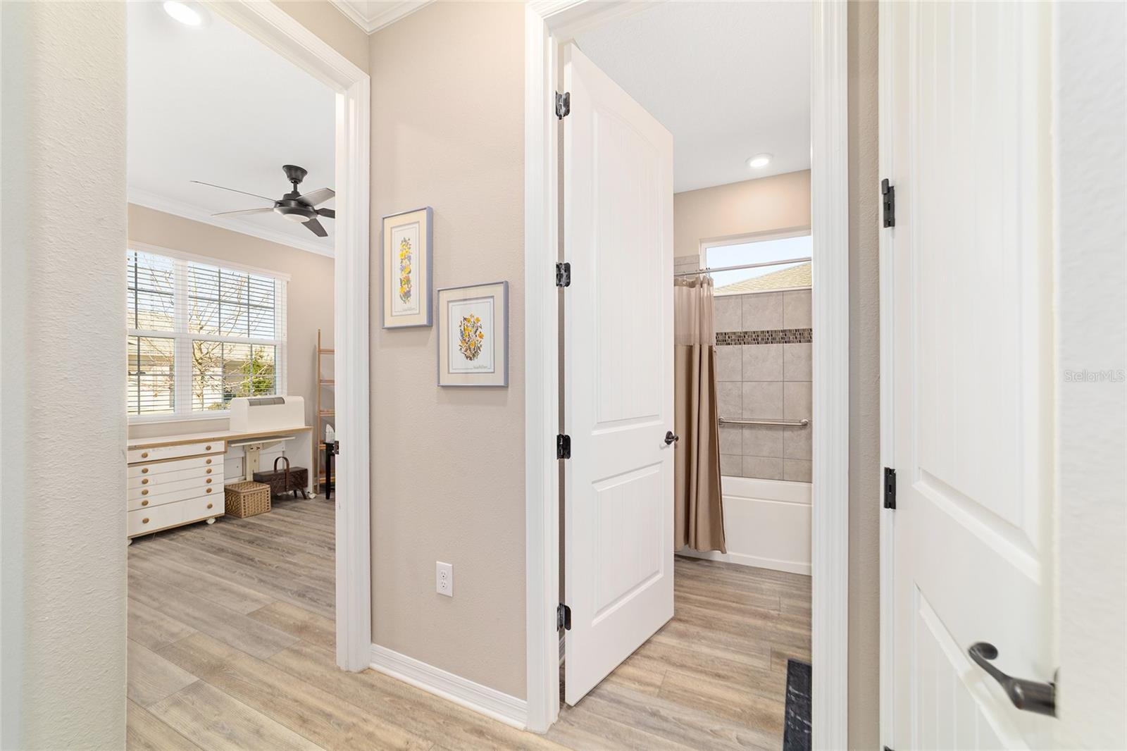 ON TOP OF THE WORLD - Residential