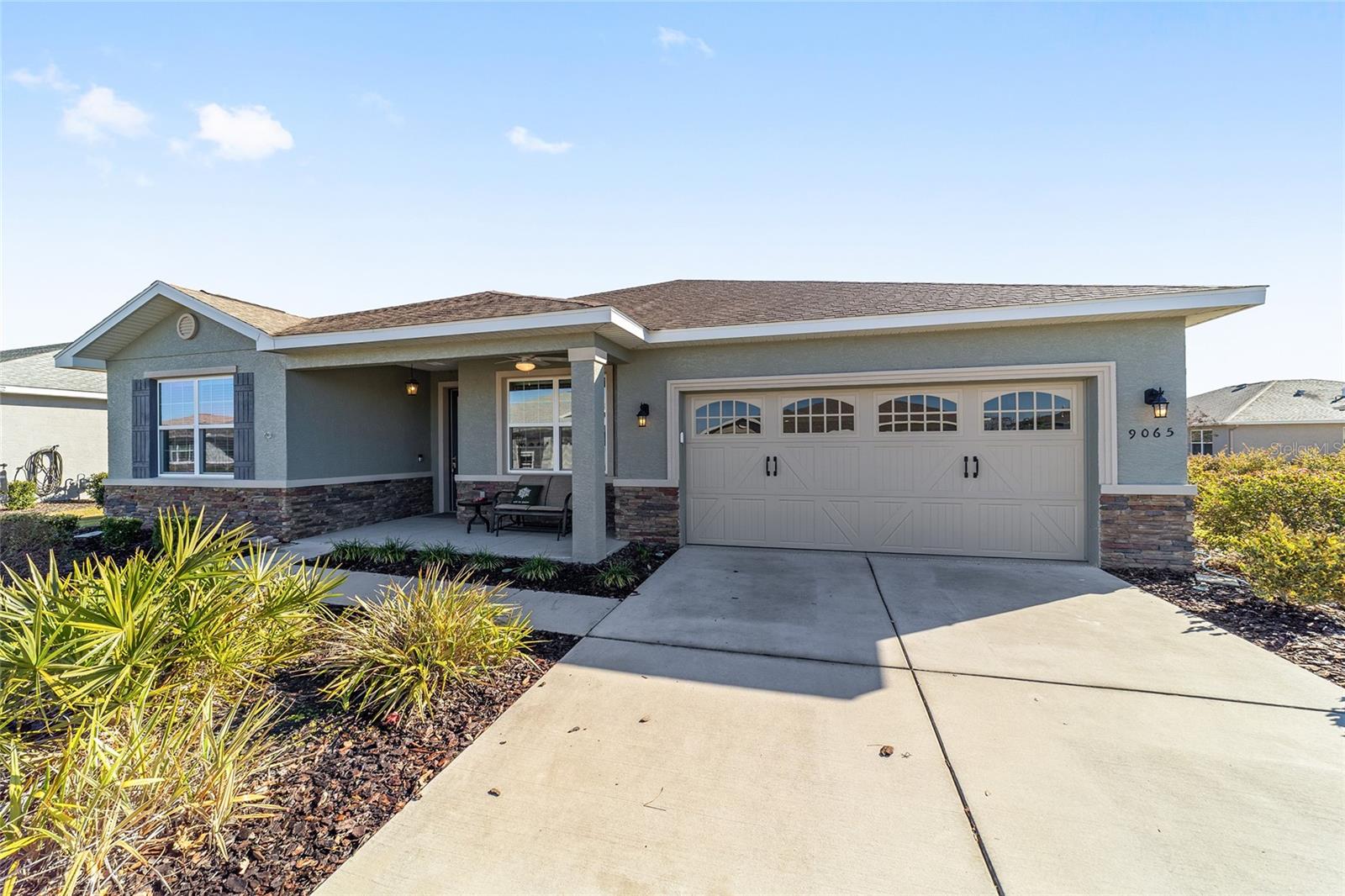 ON TOP OF THE WORLD - Residential