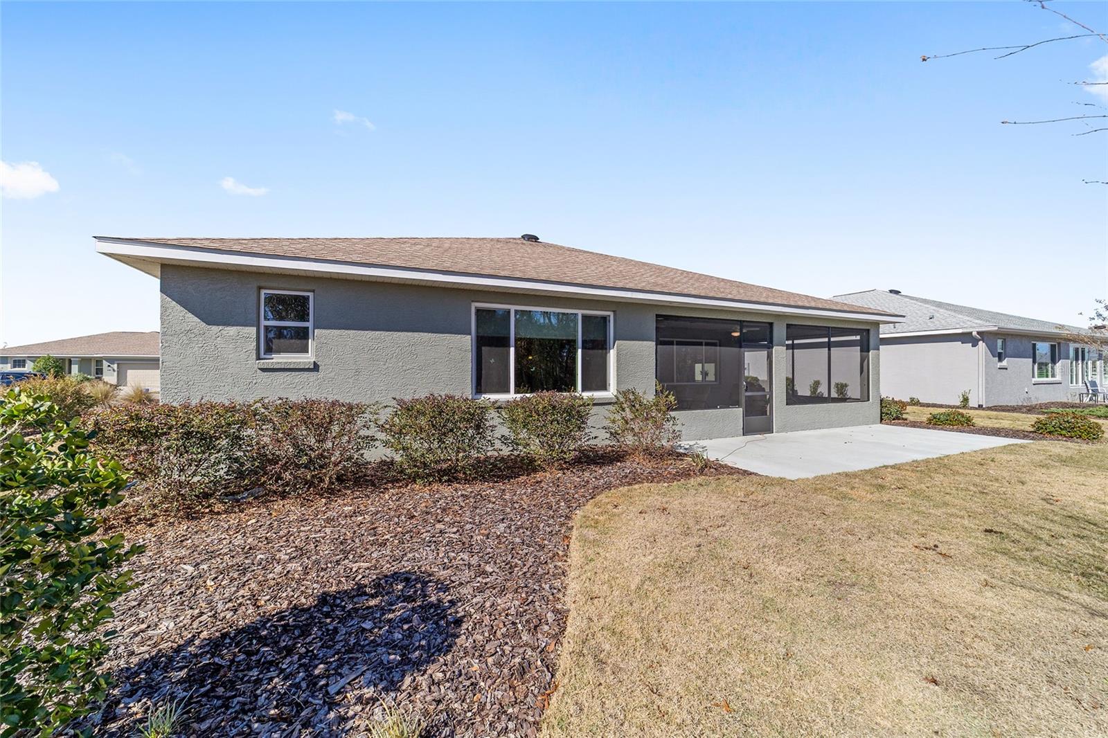 ON TOP OF THE WORLD - Residential