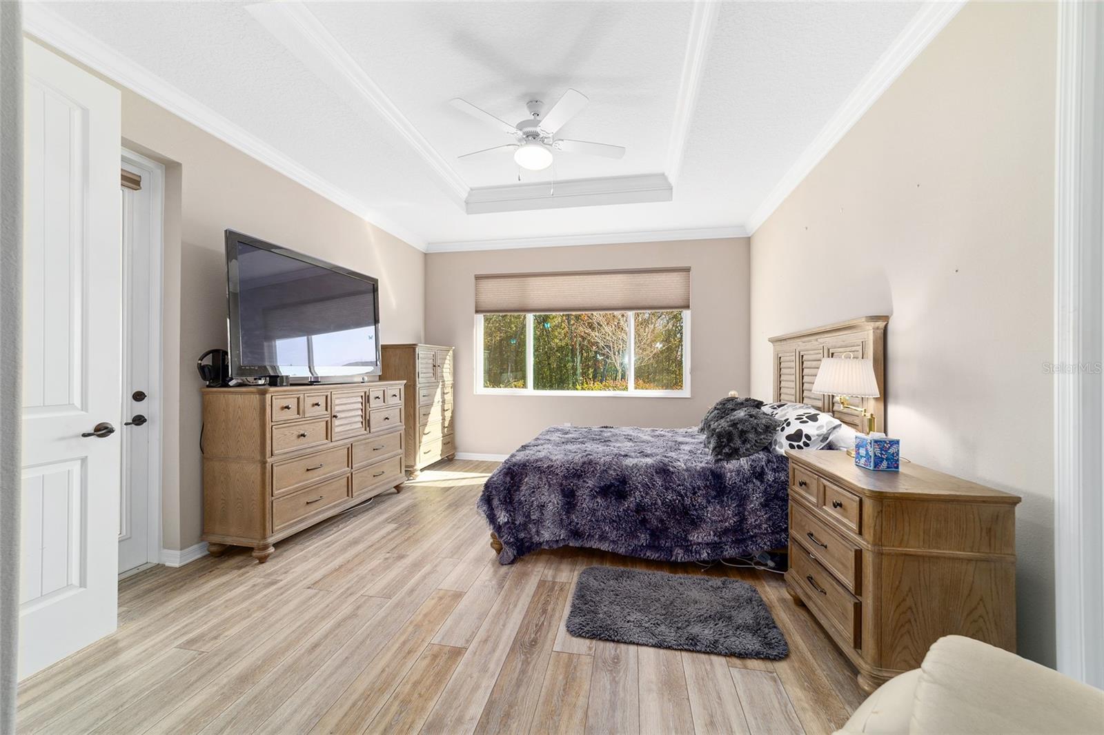 ON TOP OF THE WORLD - Residential