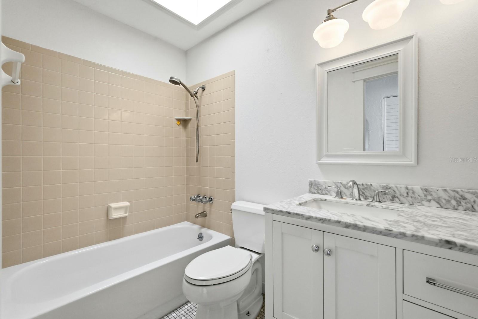 ORMOND BEACH PLAZA - Residential