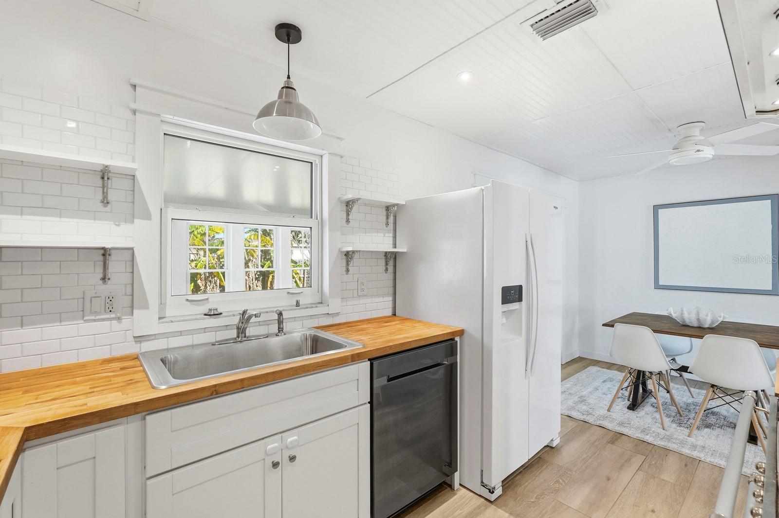 ORMOND BEACH PLAZA - Residential