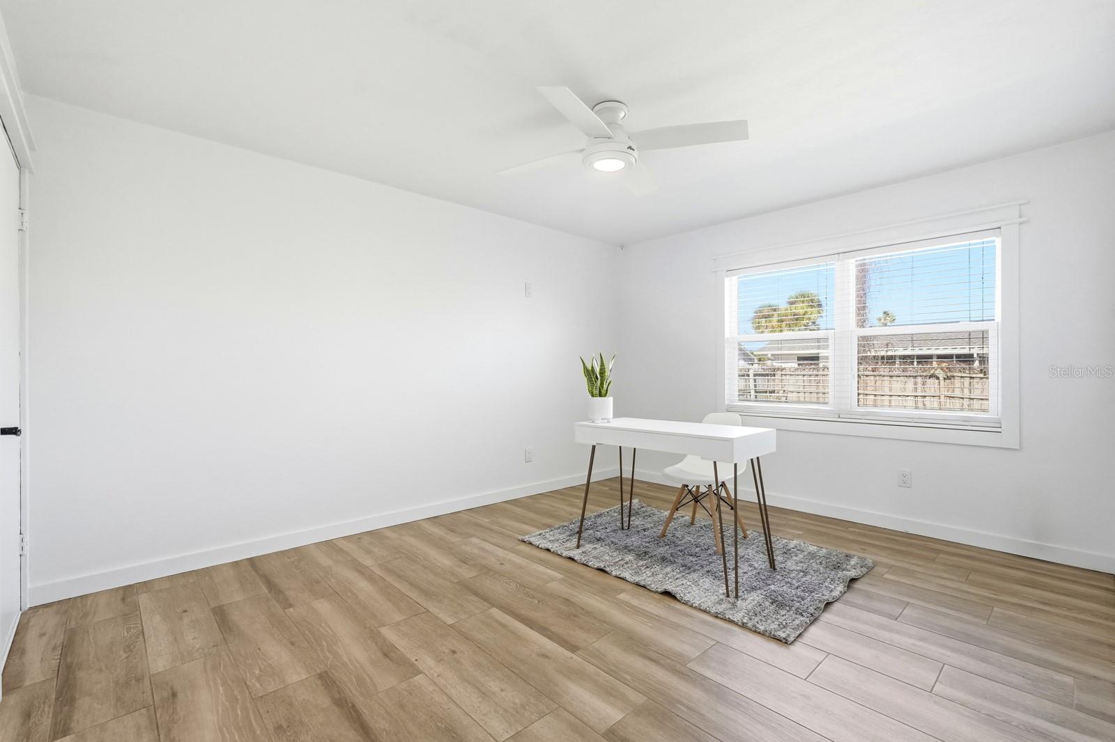 ORMOND BEACH PLAZA - Residential