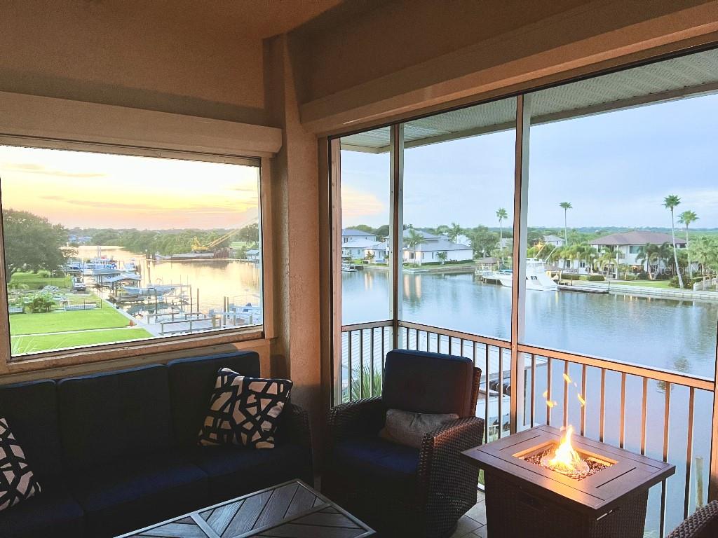 Flores Del Rio Condo - Residential