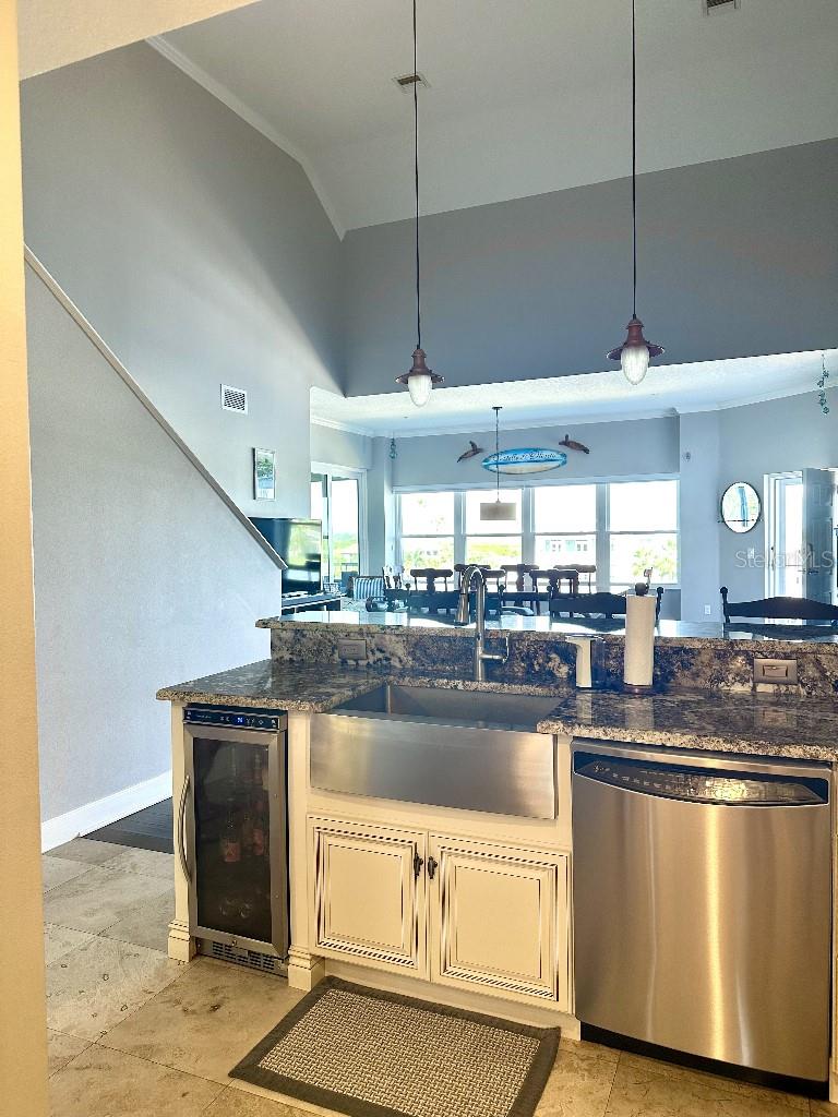 Flores Del Rio Condo - Residential