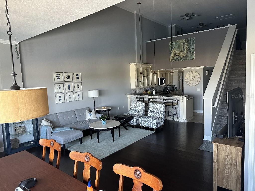 Flores Del Rio Condo - Residential