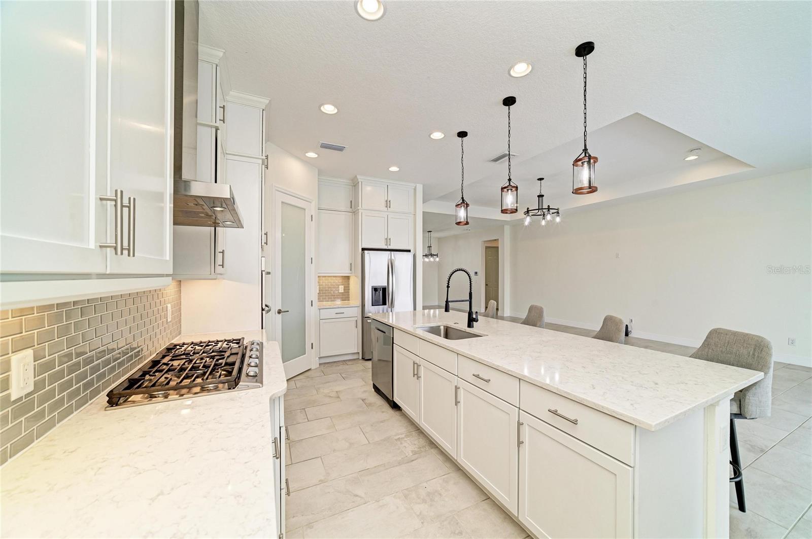 CROSSCREEK PH I SUBPH B & C - Residential