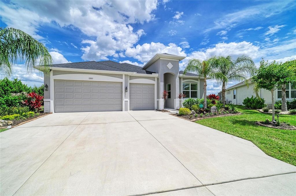 Photo of 12813 Glisten Court, Parrish, FL 34219 (MLS # A4691712)