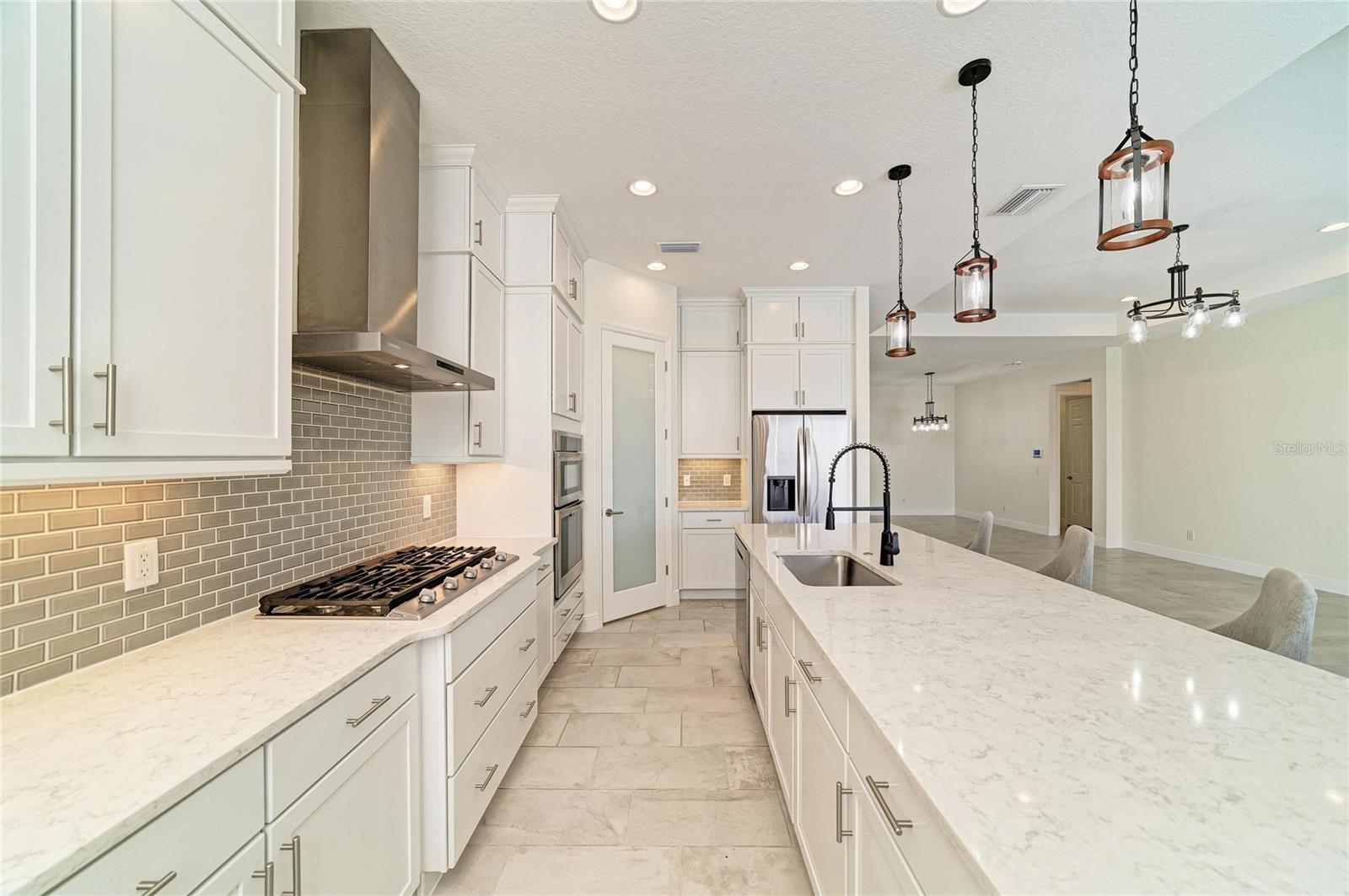 CROSSCREEK PH I SUBPH B & C - Residential