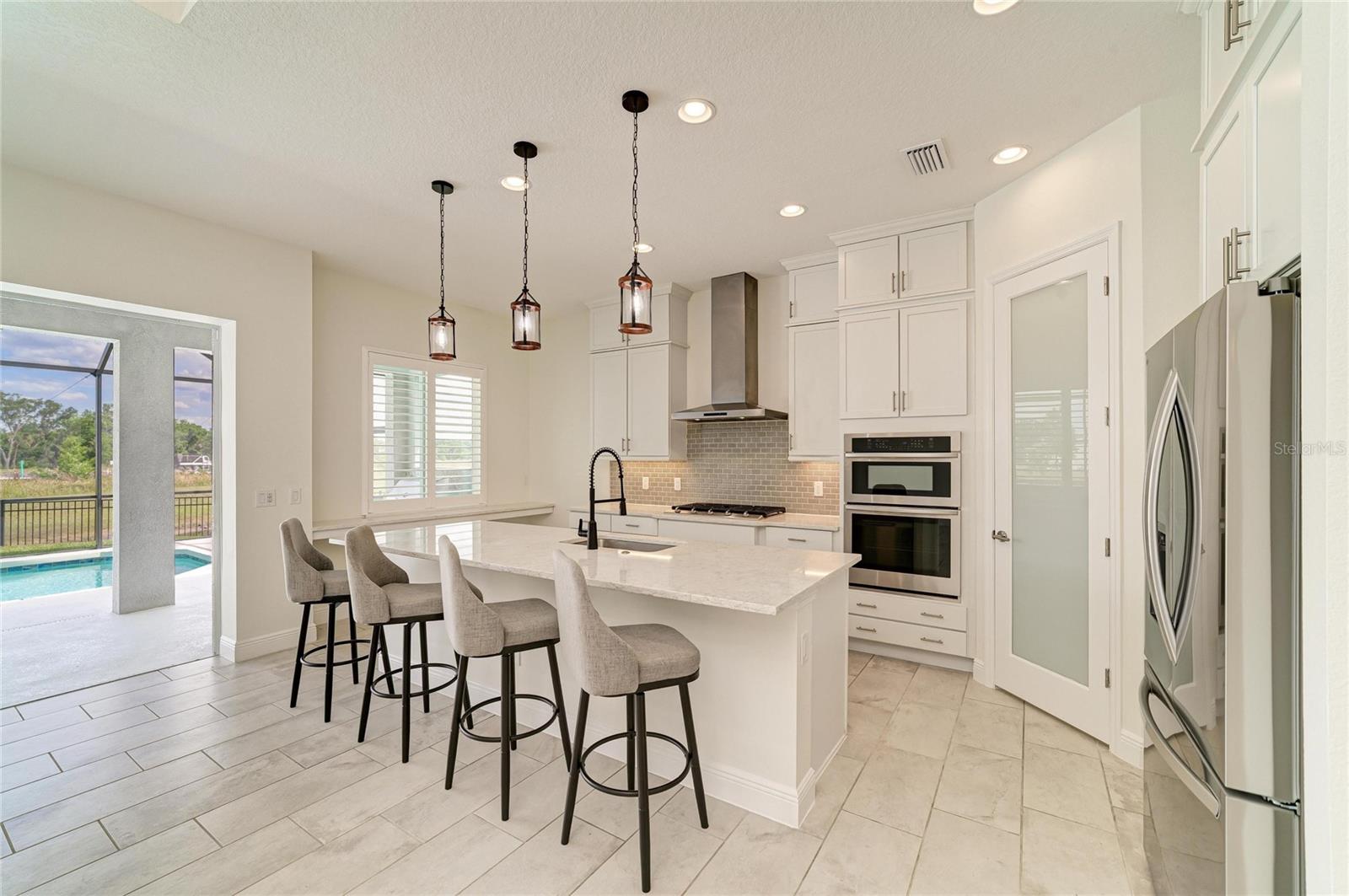 CROSSCREEK PH I SUBPH B & C - Residential