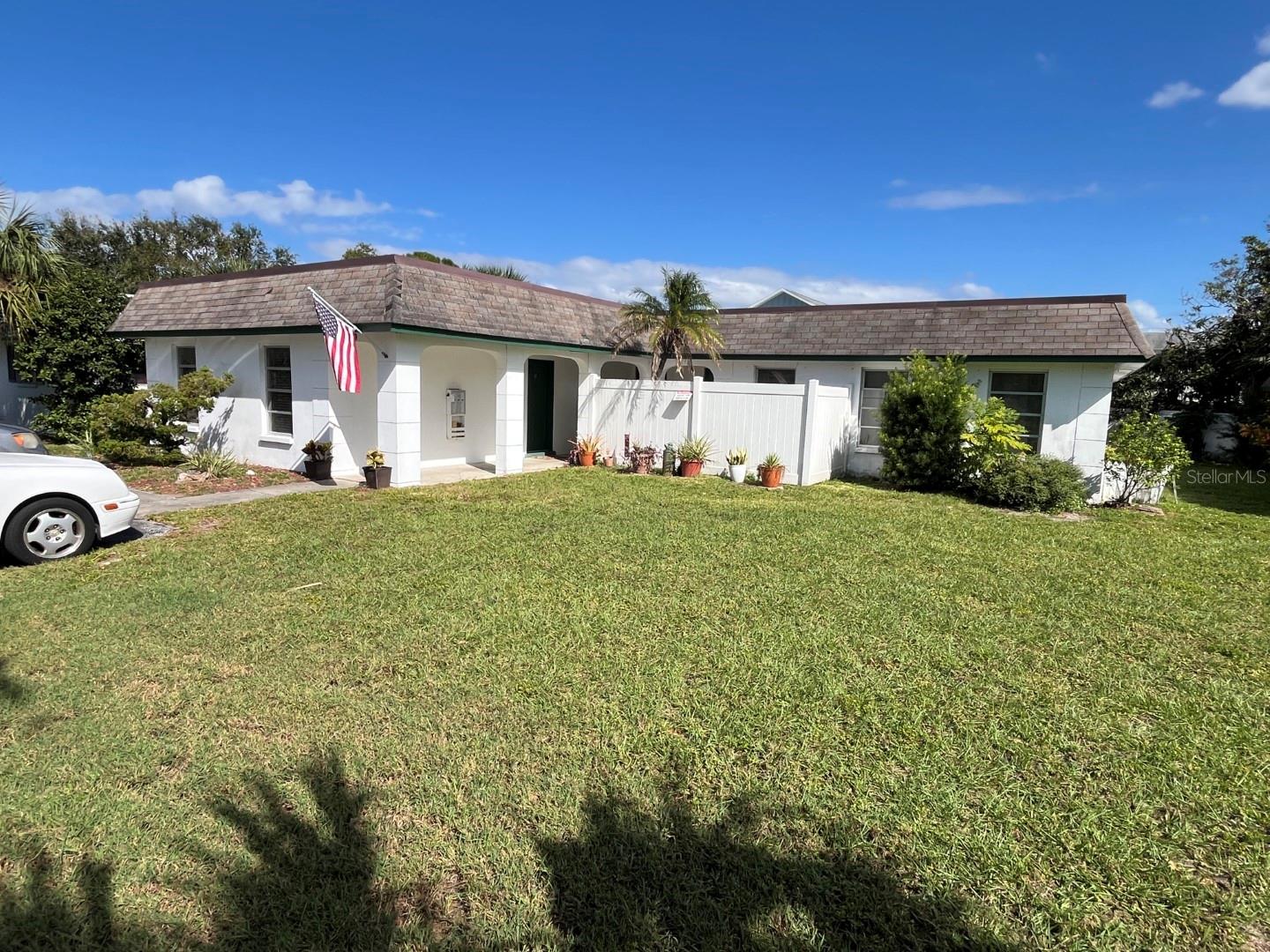 BEL FOREST - Commercial Sale