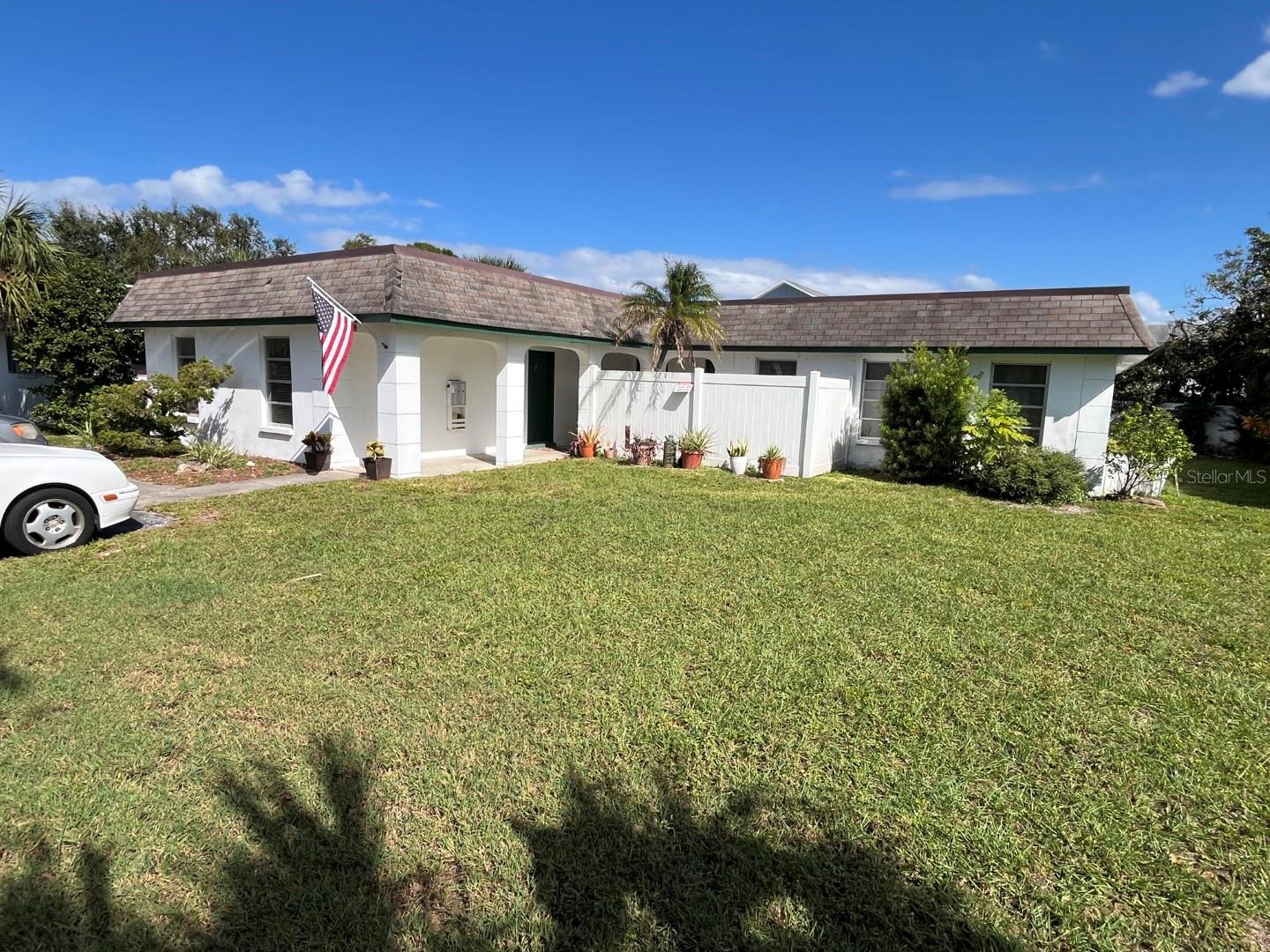 BEL FOREST - Commercial Sale