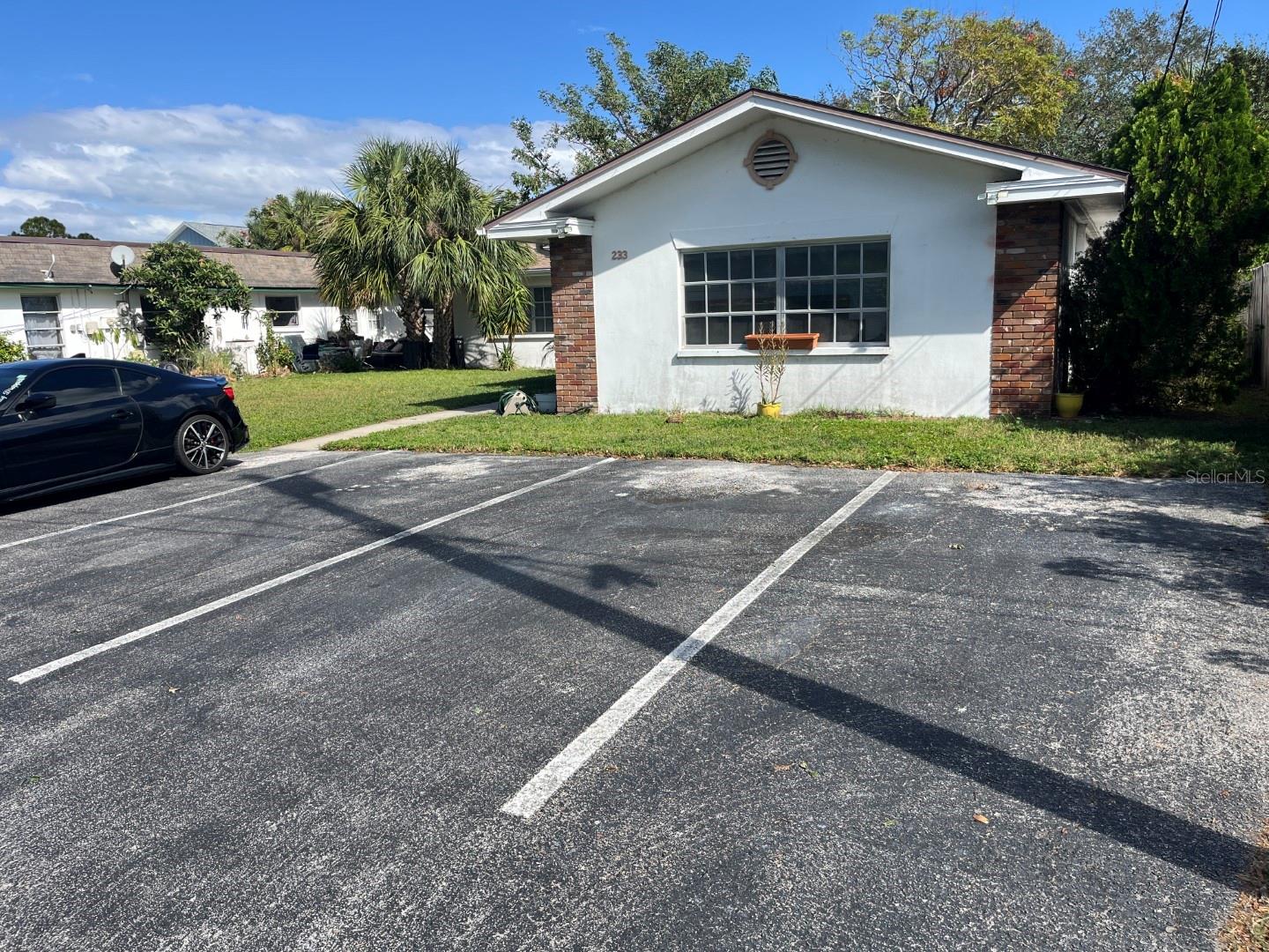 BEL FOREST - Commercial Sale