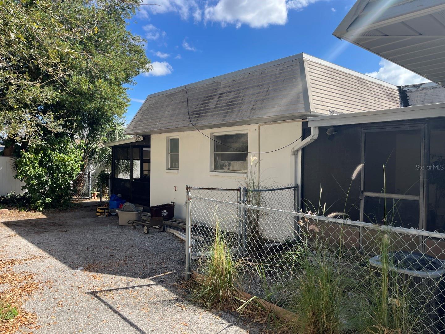 BEL FOREST - Commercial Sale