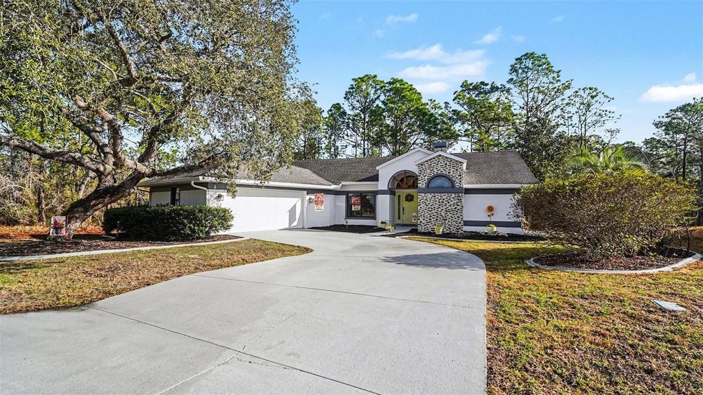 Photo of 17 Longleaf Court, Homosassa, FL 34446 (MLS # TB8476856)