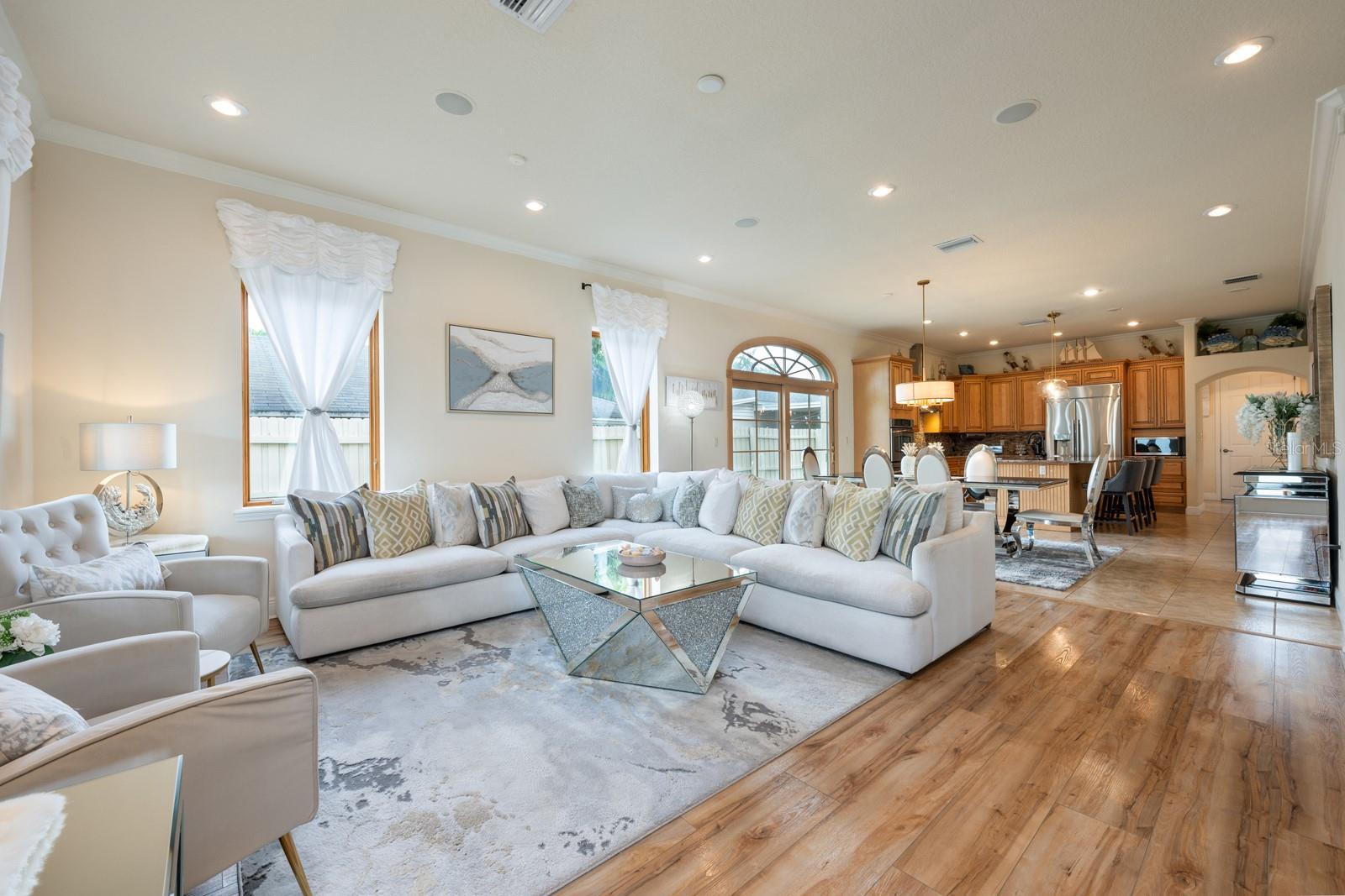 DUBSDREAD HEIGHTS - Residential