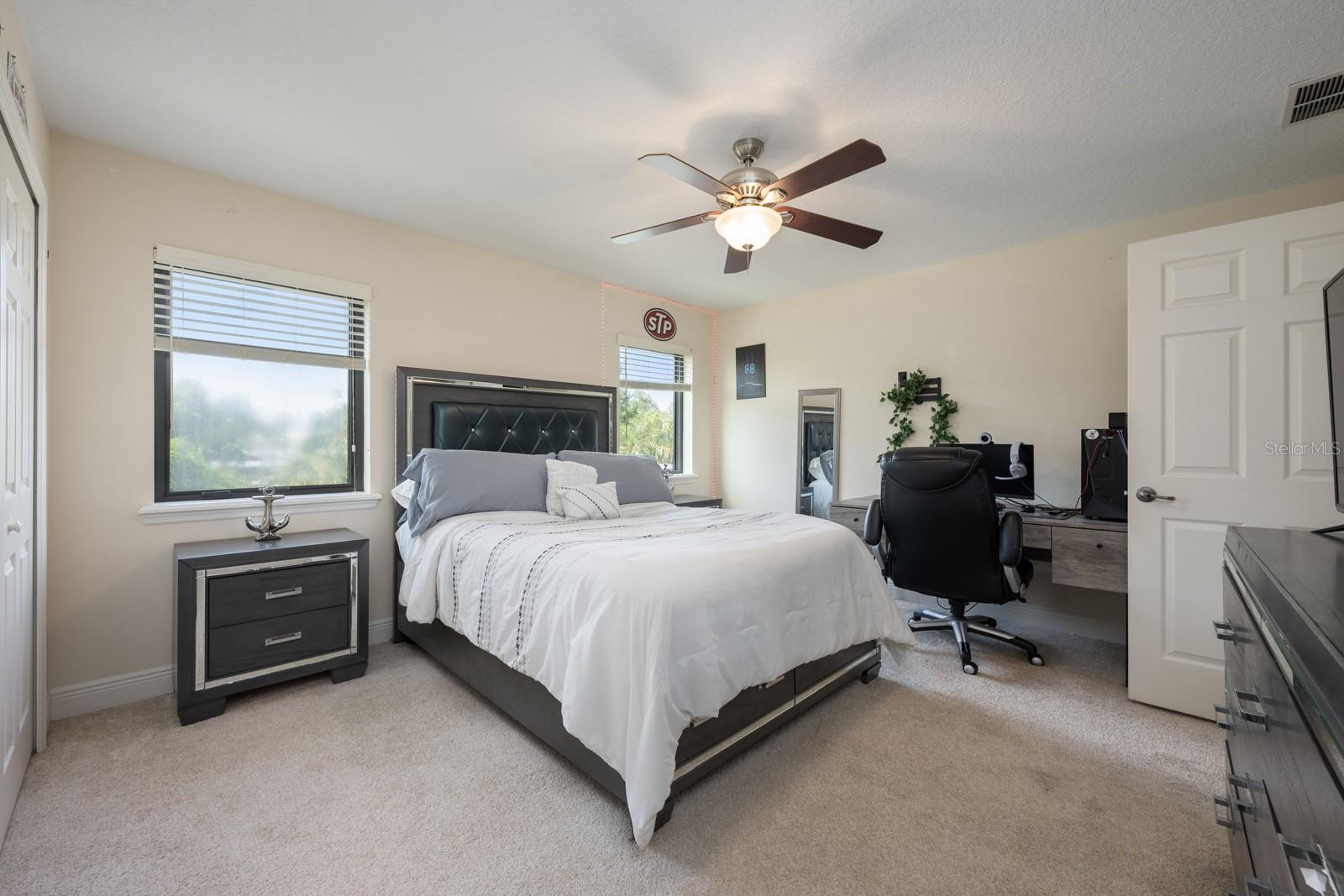 DUBSDREAD HEIGHTS - Residential