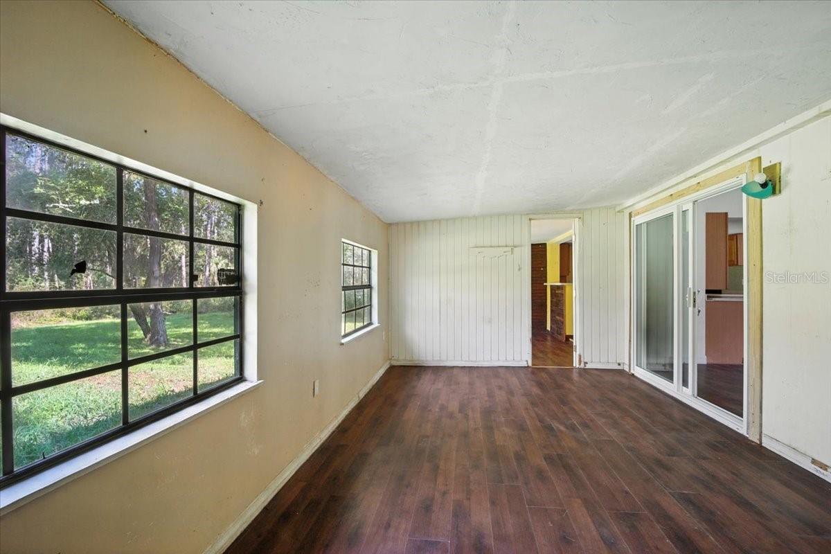 DAYTONA NORTH - Residential