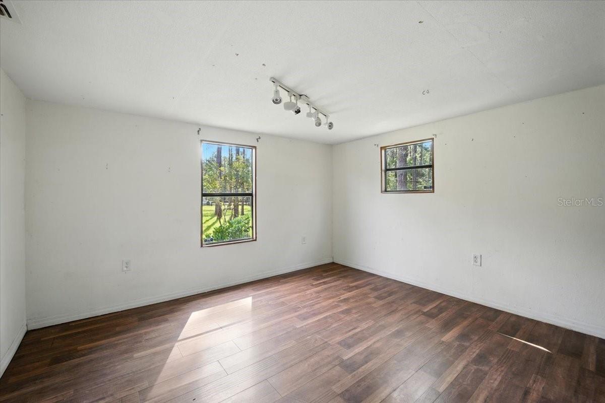 DAYTONA NORTH - Residential