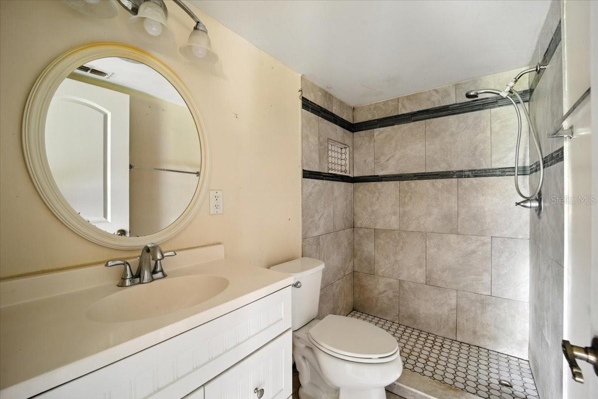 DAYTONA NORTH - Residential