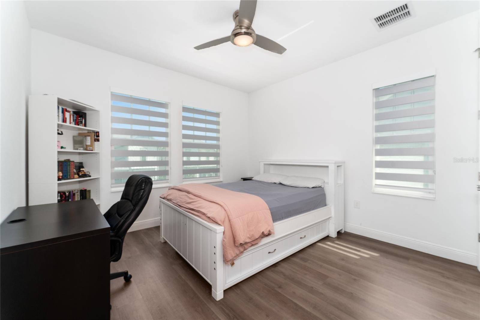 LAUREATE PARK PH 10 - Residential