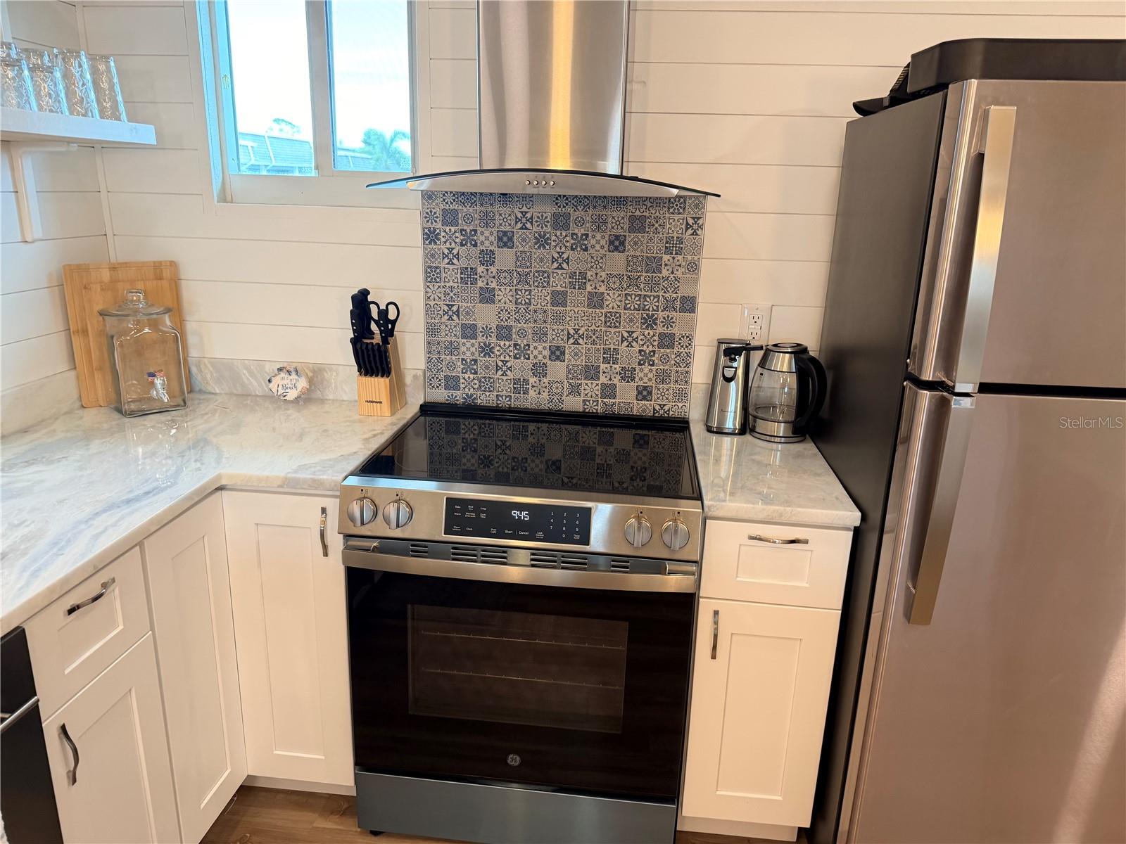 22375 EDGEWATER DRIVE 204, PORT CHARLOTTE, FL, 33980 4 22375 EDGEWATER DRIVE 204