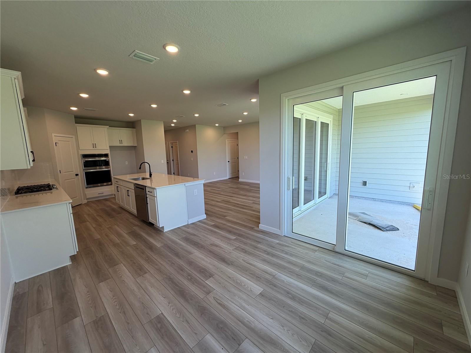 RESERVE EAST - Residential