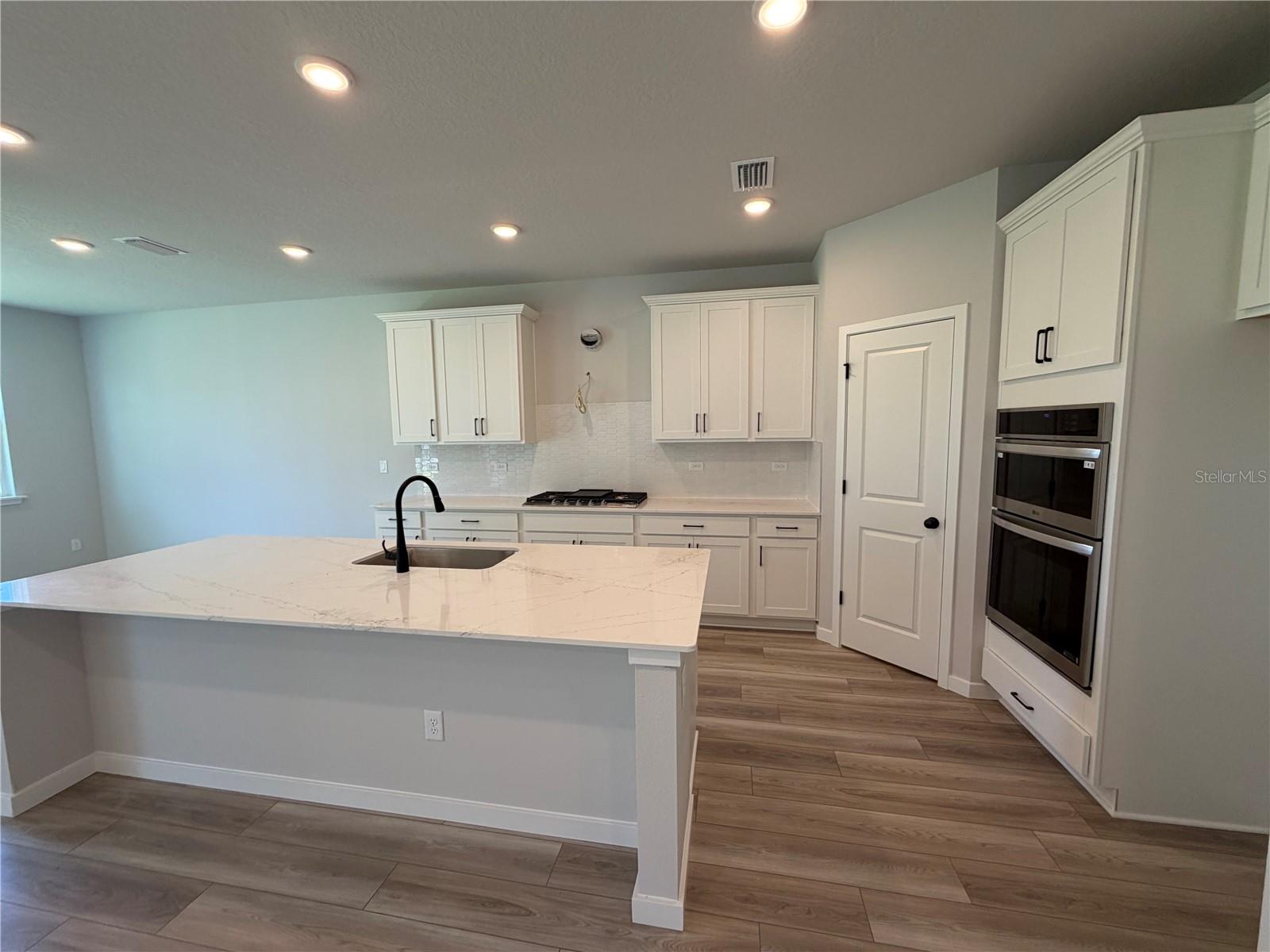 RESERVE EAST - Residential