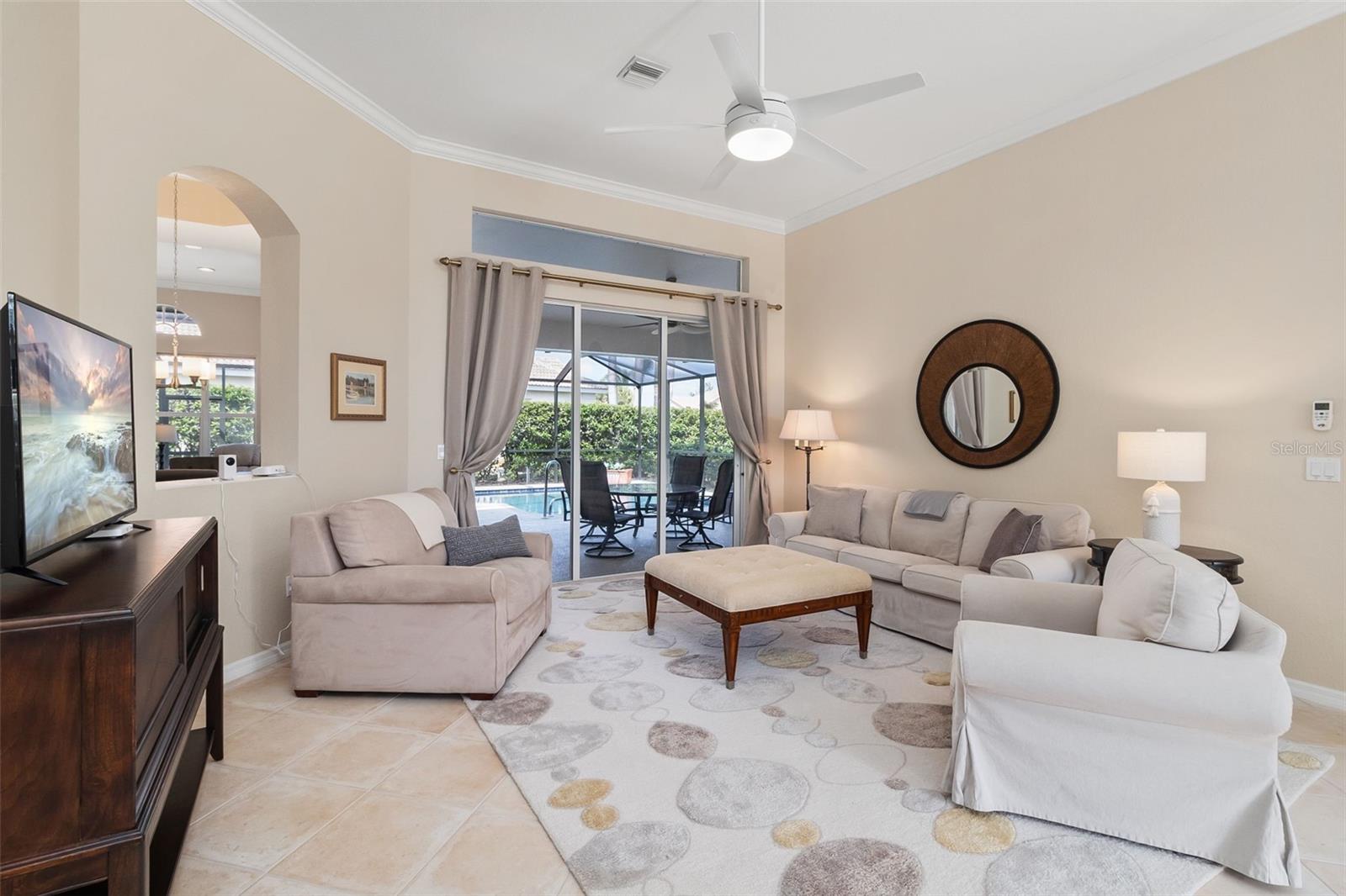 VENETIA PH 4 - Residential