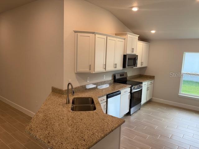 7643 SW 180TH CIRCLE