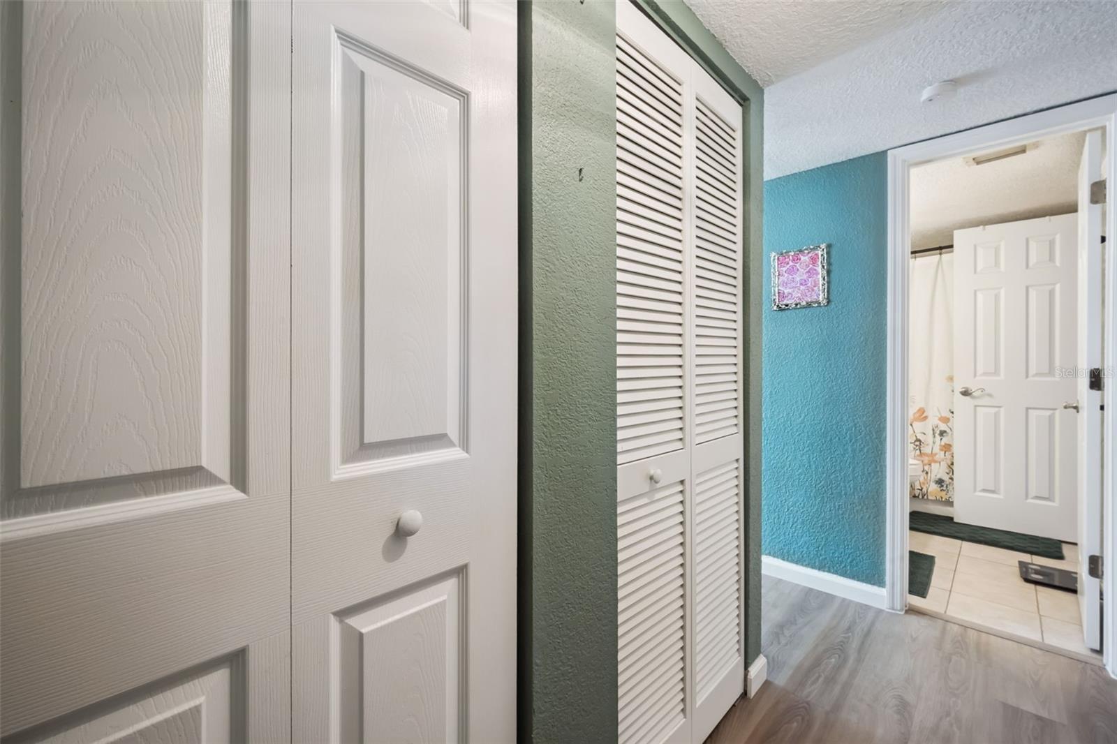 LA COSTA BRAVA LAKESIDE - Residential