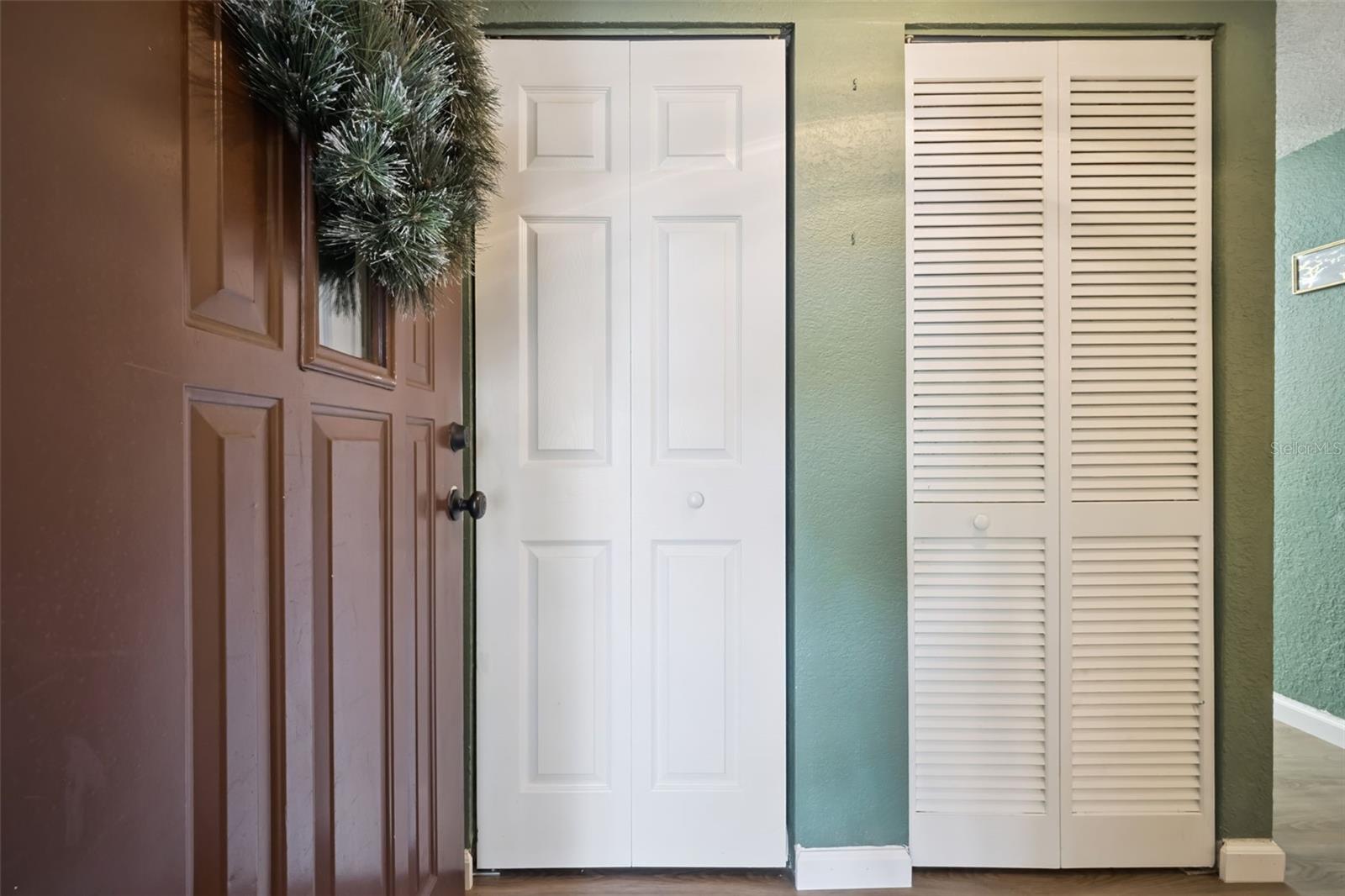 LA COSTA BRAVA LAKESIDE - Residential