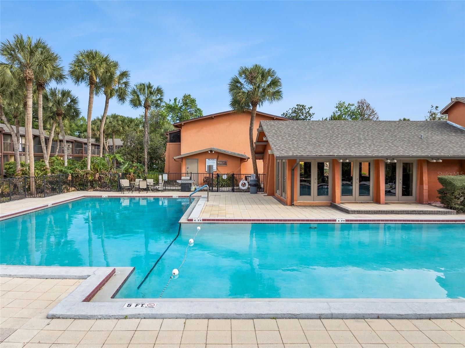 LA COSTA BRAVA LAKESIDE - Residential