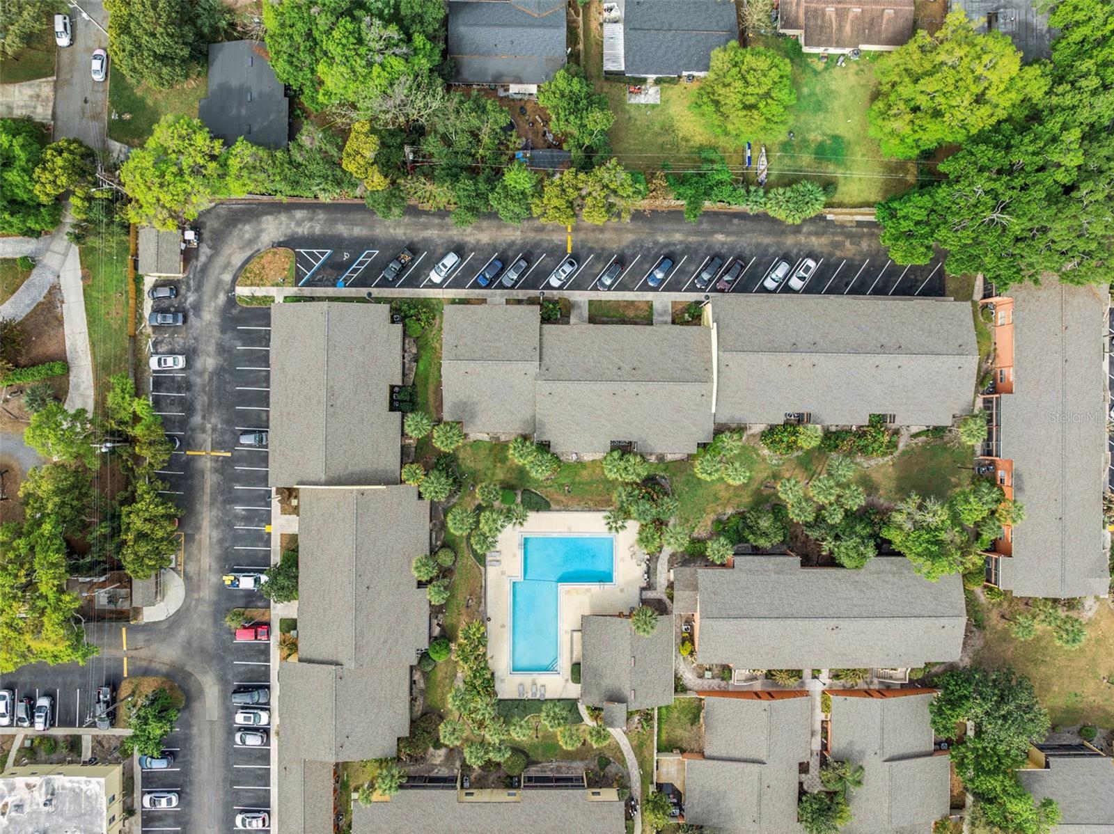 LA COSTA BRAVA LAKESIDE - Residential